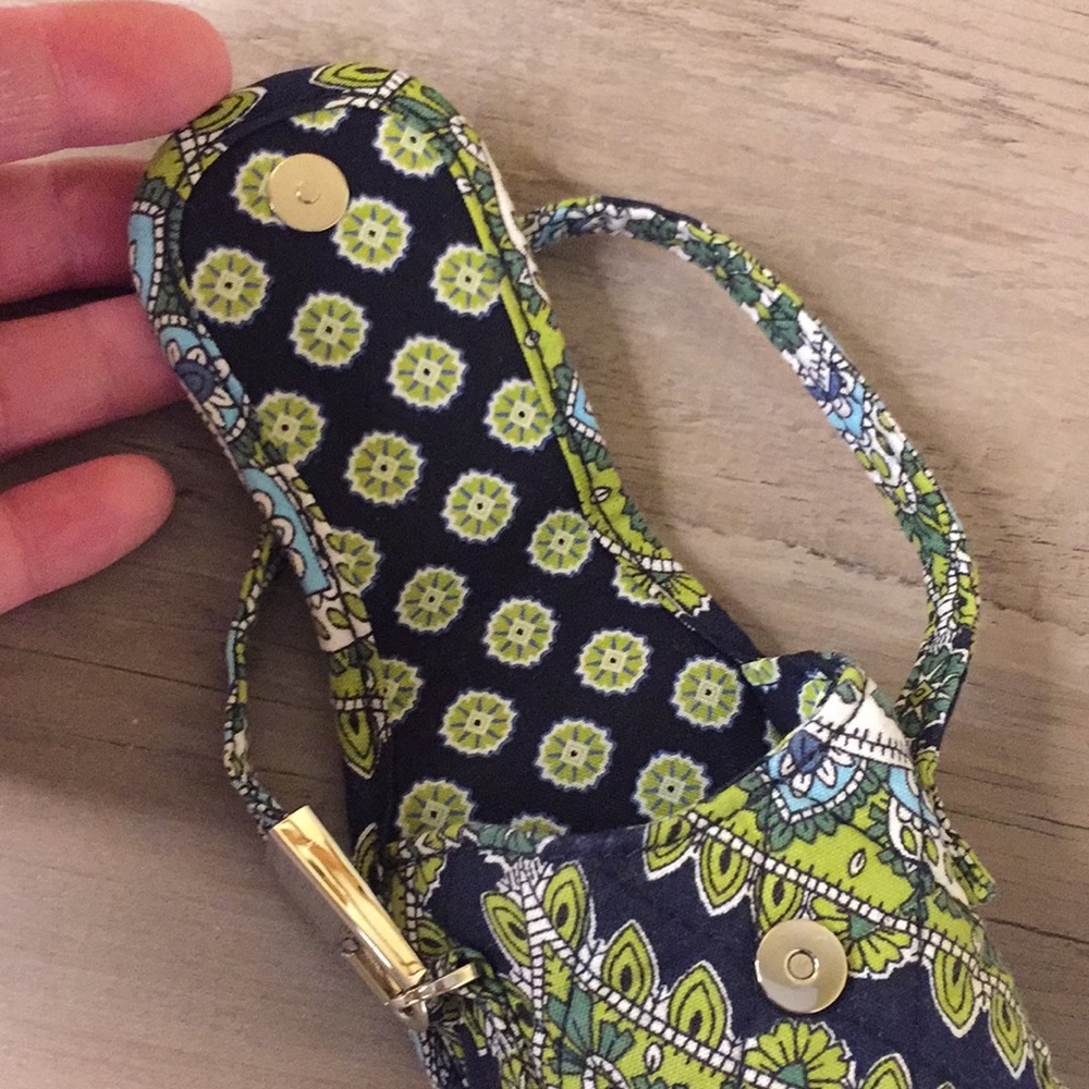 Vera Bradley Cambridge Phone Holder Retired - Picture 9 of 13